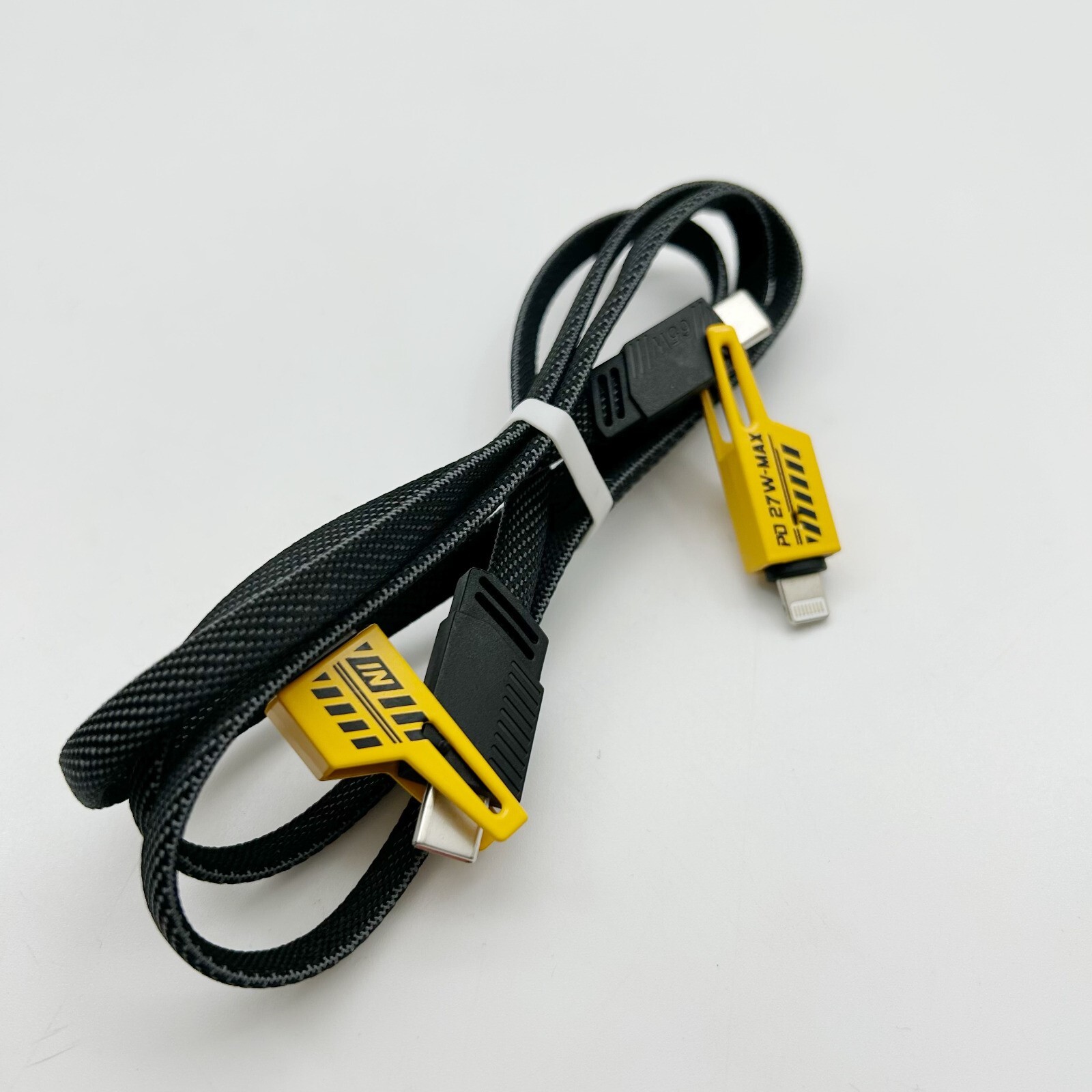 4 in 1 fast charging cable4 in 1 Universal Fast Charging Cable with USB A/USB C