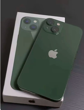 iPhone 13
